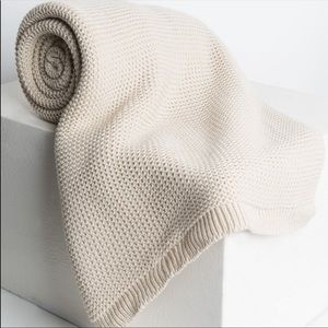 AKIRA waffle knit scarf 🧣